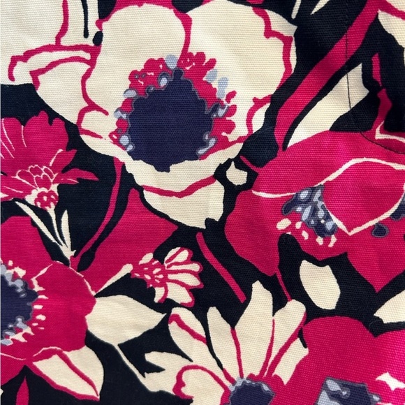 Talbots floral shorts size 8P - Picture 3 of 7